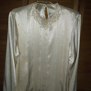 Vintage Susan Hutton SZ 12 Ivory Shimmer Embroidery Pleats Blouse Top Career